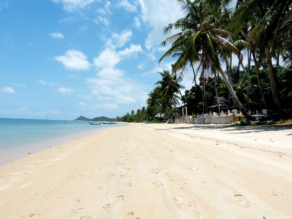 Lipa Noi Beach - Thai Pass