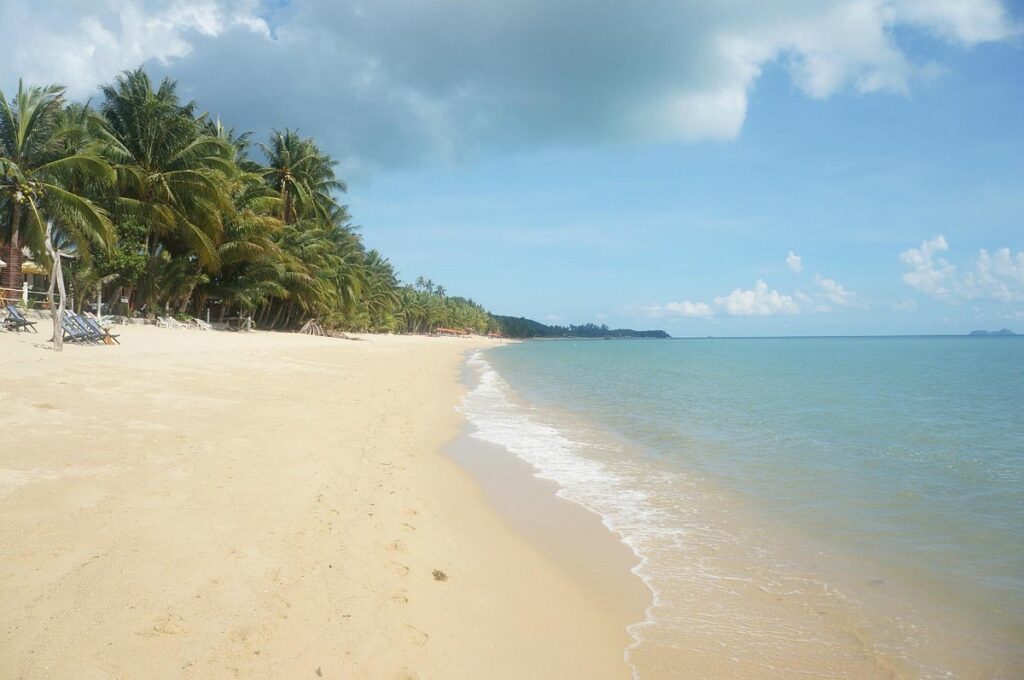 Maenam Beach - Thai Pass